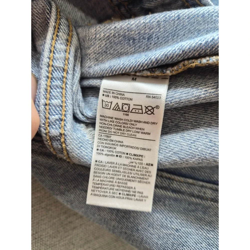 Old Navy Trucker Jacket Womens Medium Blue Cotton Distressed Casual Button Front